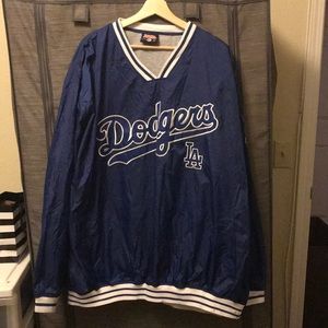 Dodgers pull over